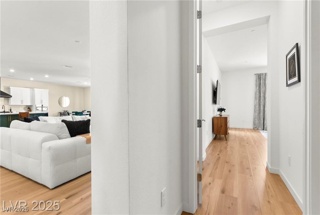 10906 Mila Landing Avenue