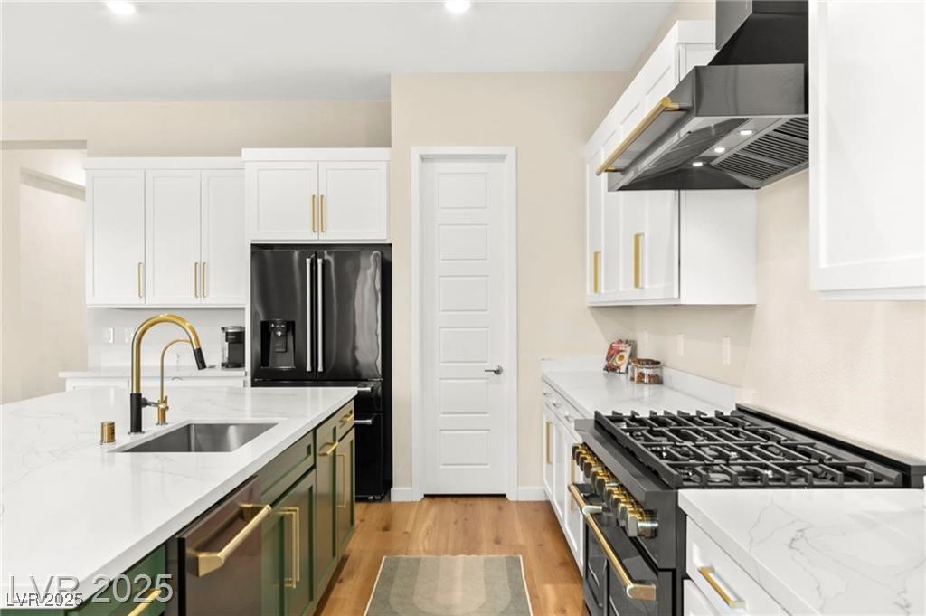 10906 Mila Landing Avenue