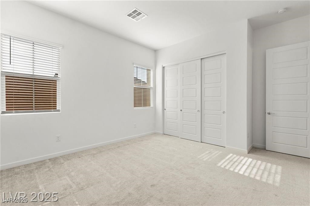 10906 Mila Landing Avenue