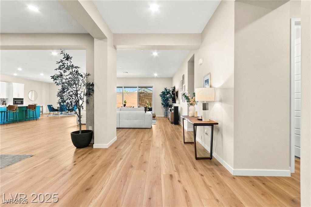 10906 Mila Landing Avenue