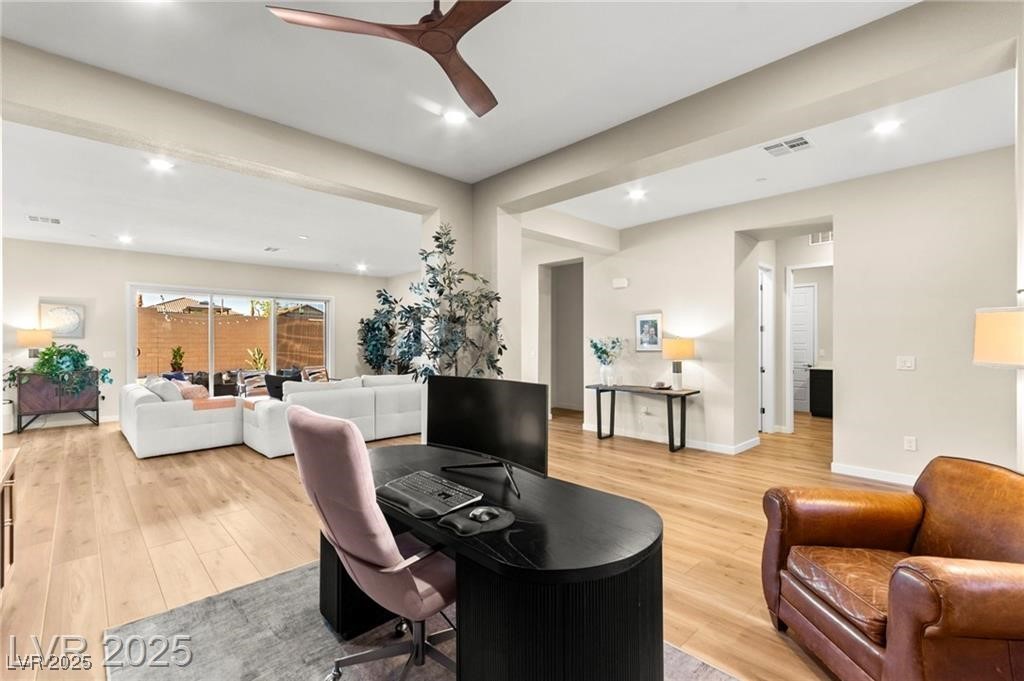 10906 Mila Landing Avenue