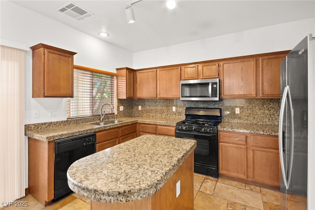 1008 Oceanwood Avenue