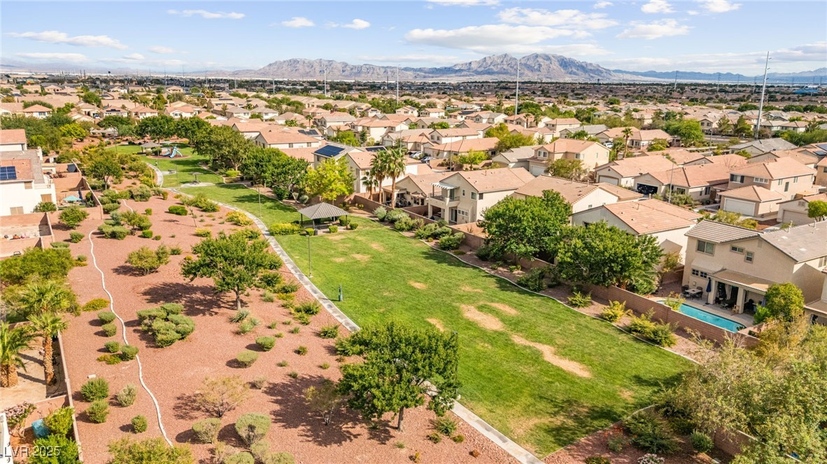 1008 Oceanwood Avenue