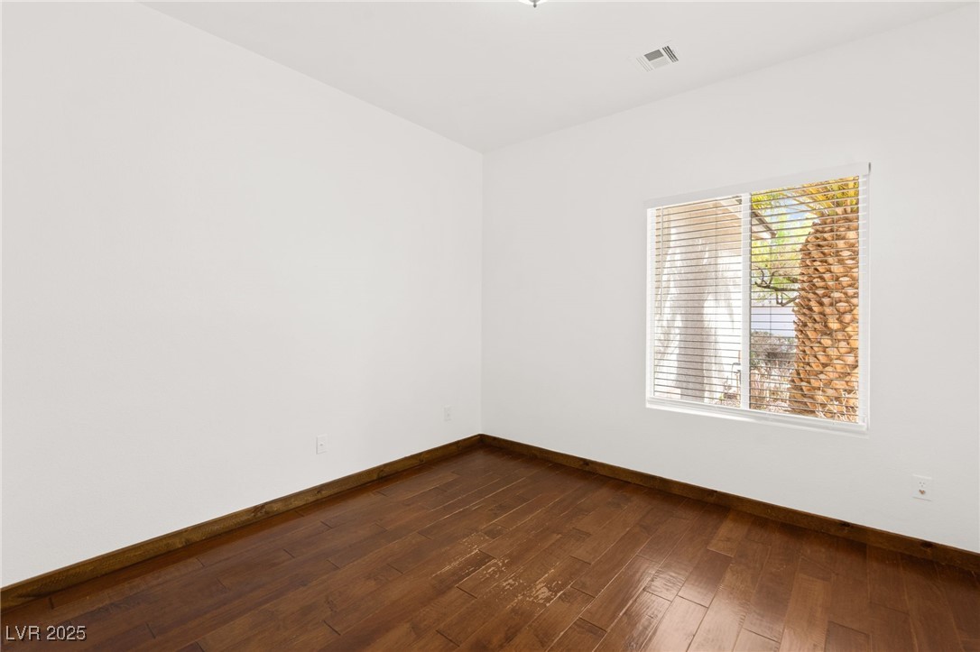 1008 Oceanwood Avenue