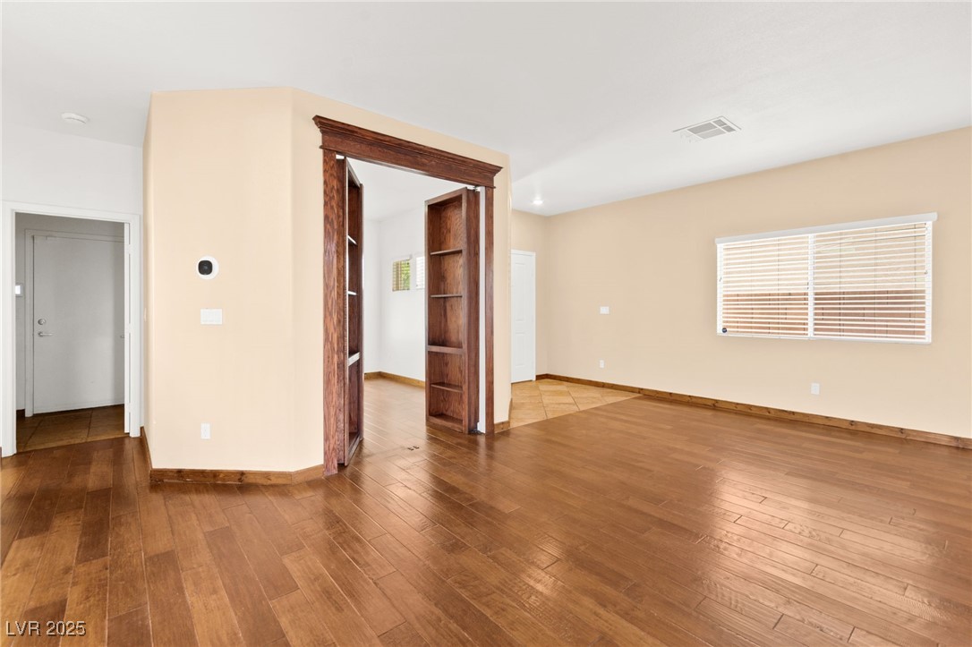 1008 Oceanwood Avenue