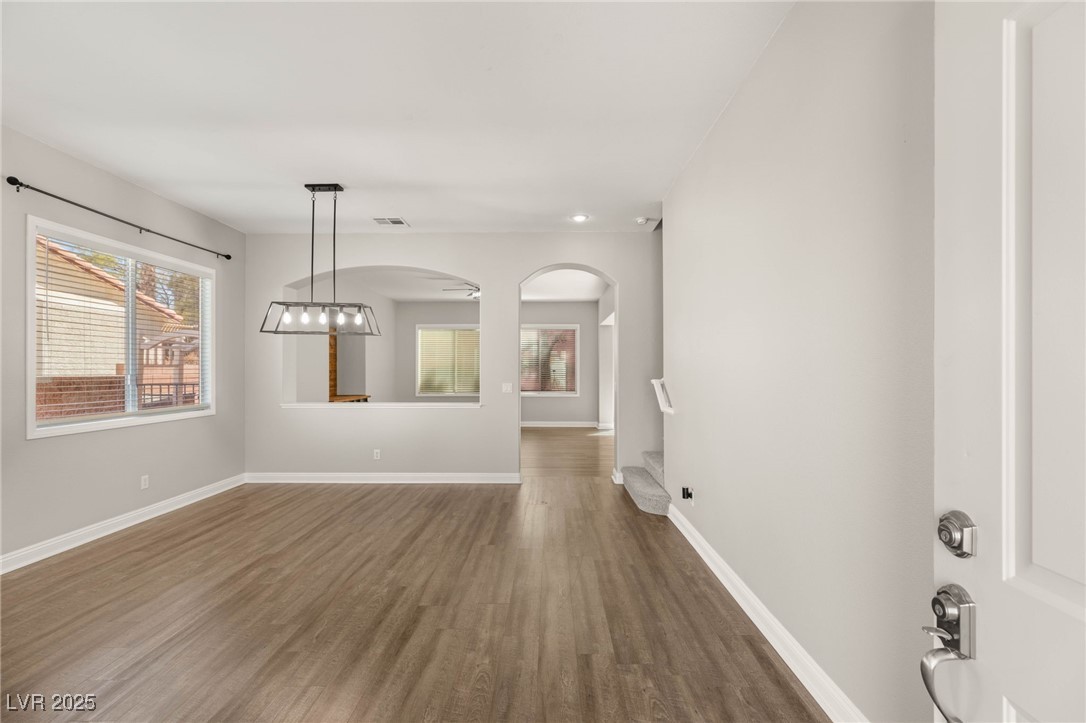 2535 Wellworth Avenue