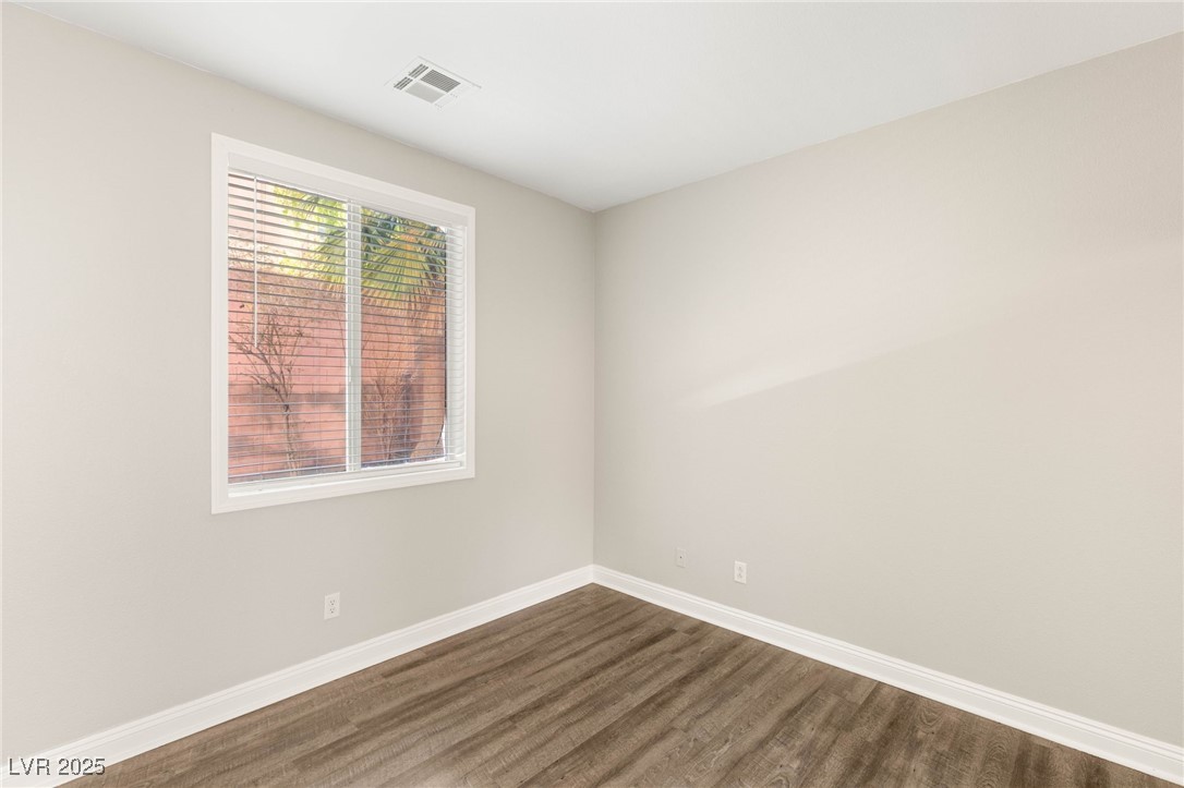 2535 Wellworth Avenue