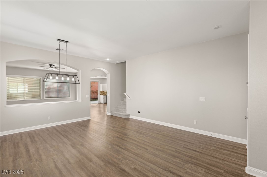 2535 Wellworth Avenue