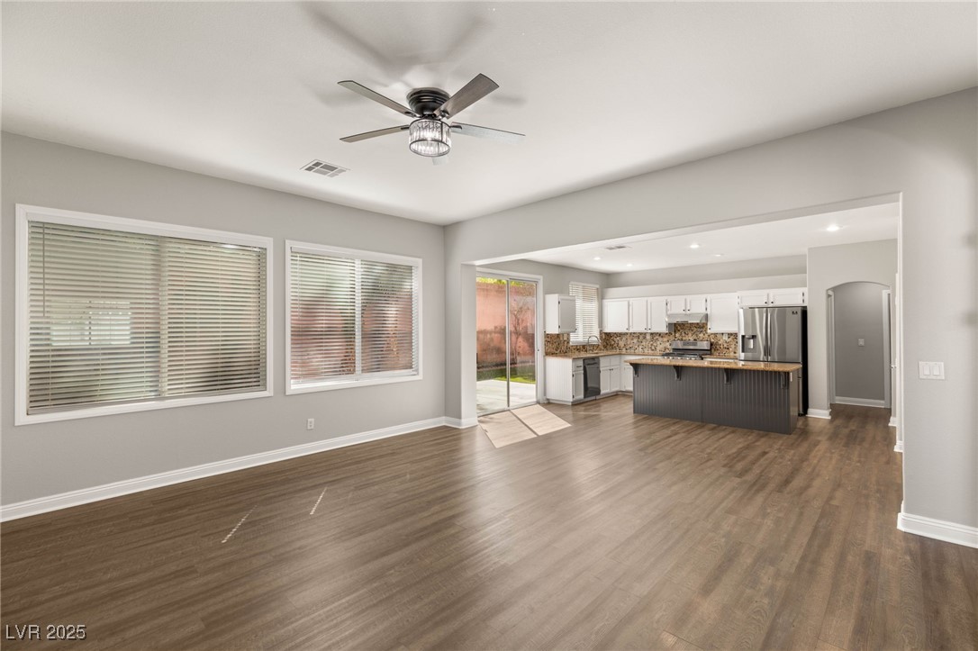 2535 Wellworth Avenue