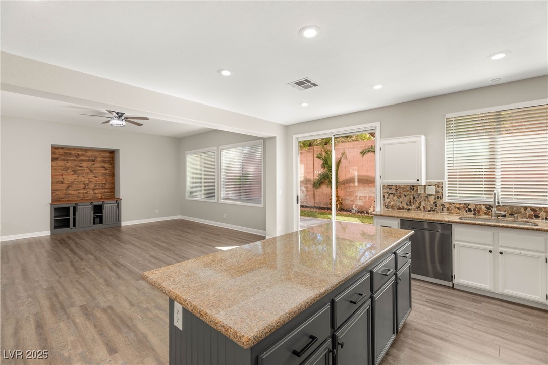 2535 Wellworth Avenue