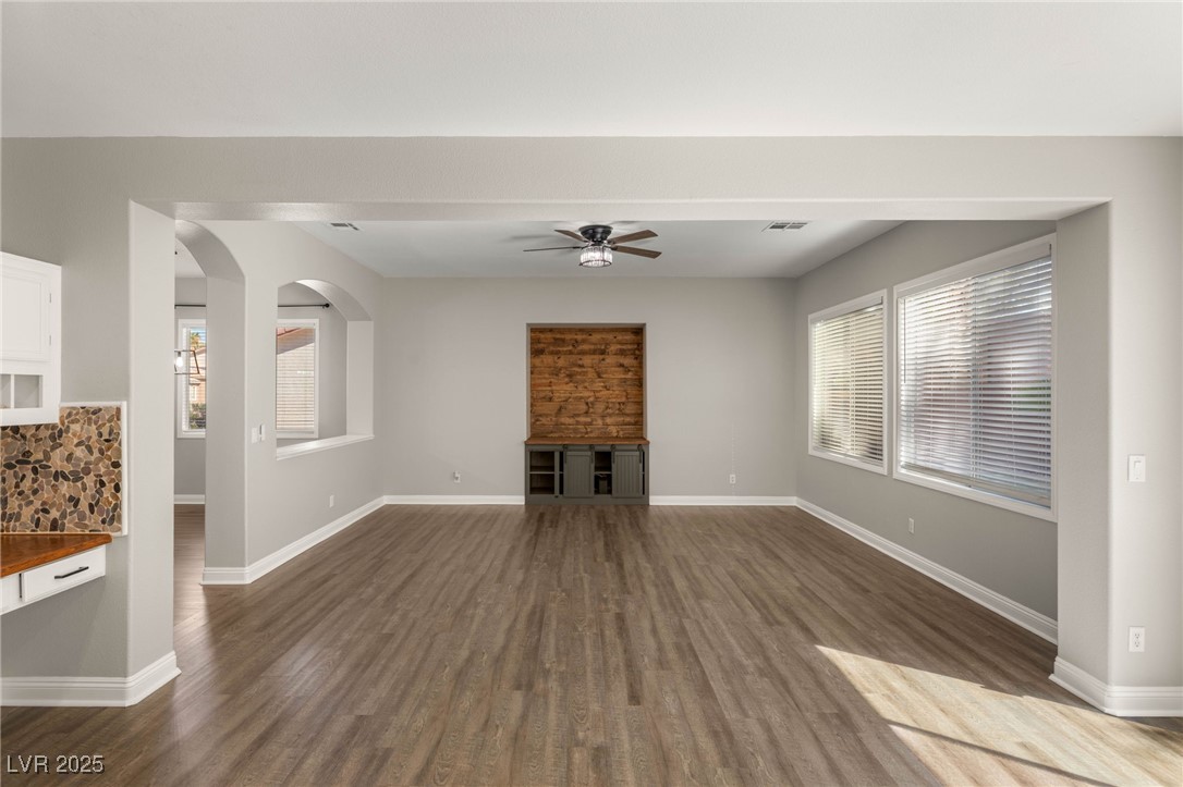 2535 Wellworth Avenue