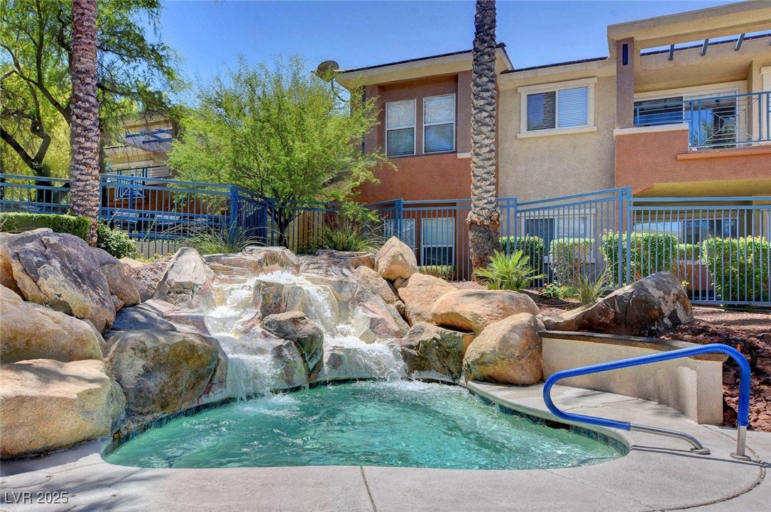 10730 Amber Ridge Drive 206