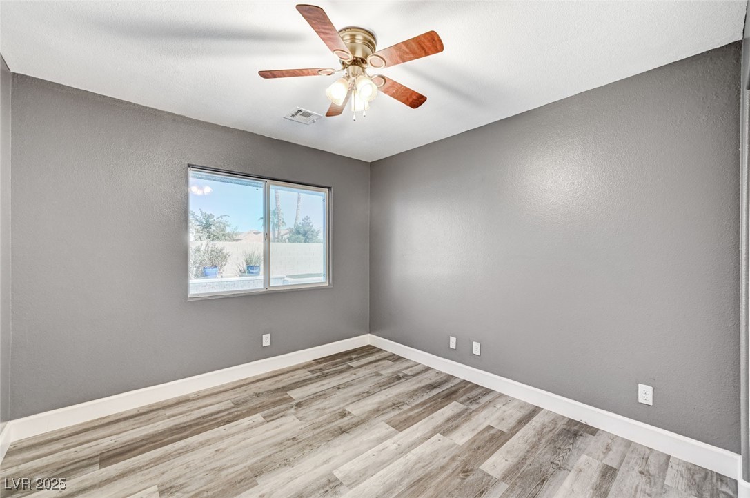 8708 Honey Vine Avenue