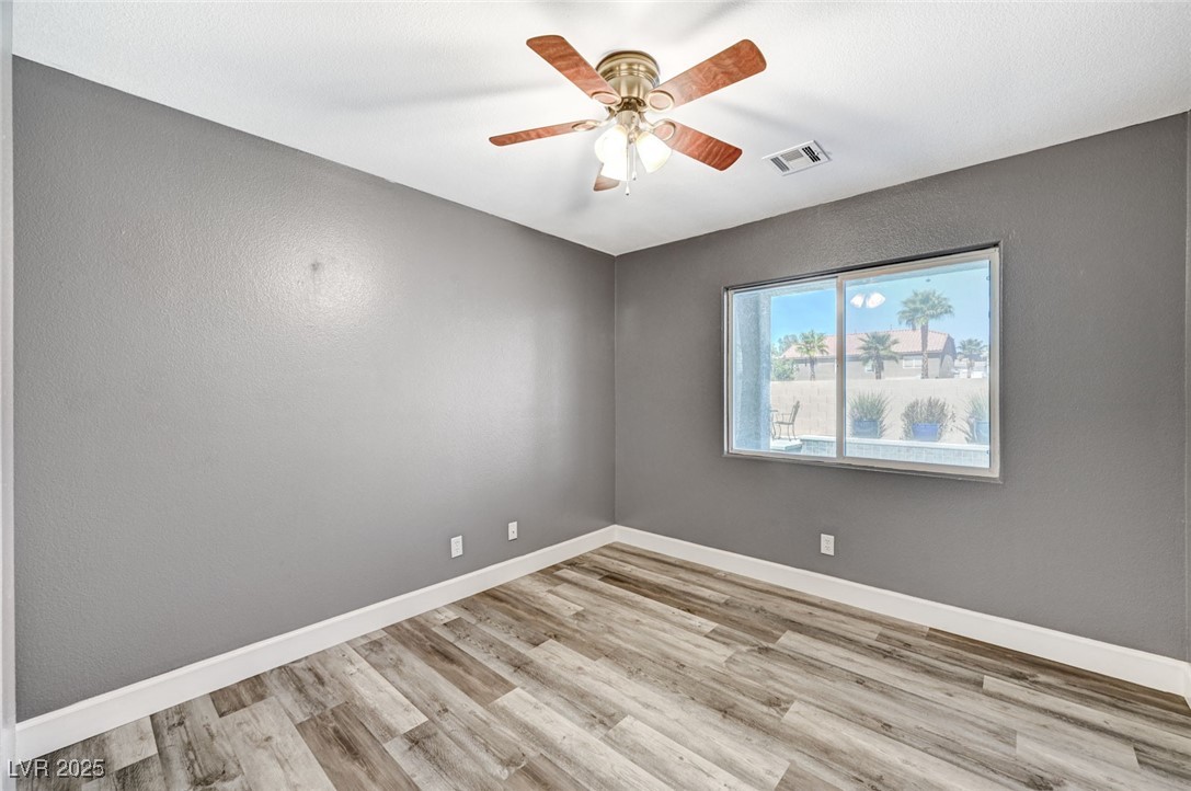 8708 Honey Vine Avenue