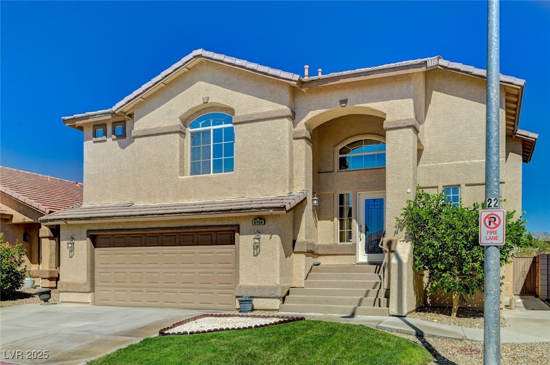 8708 Honey Vine Avenue