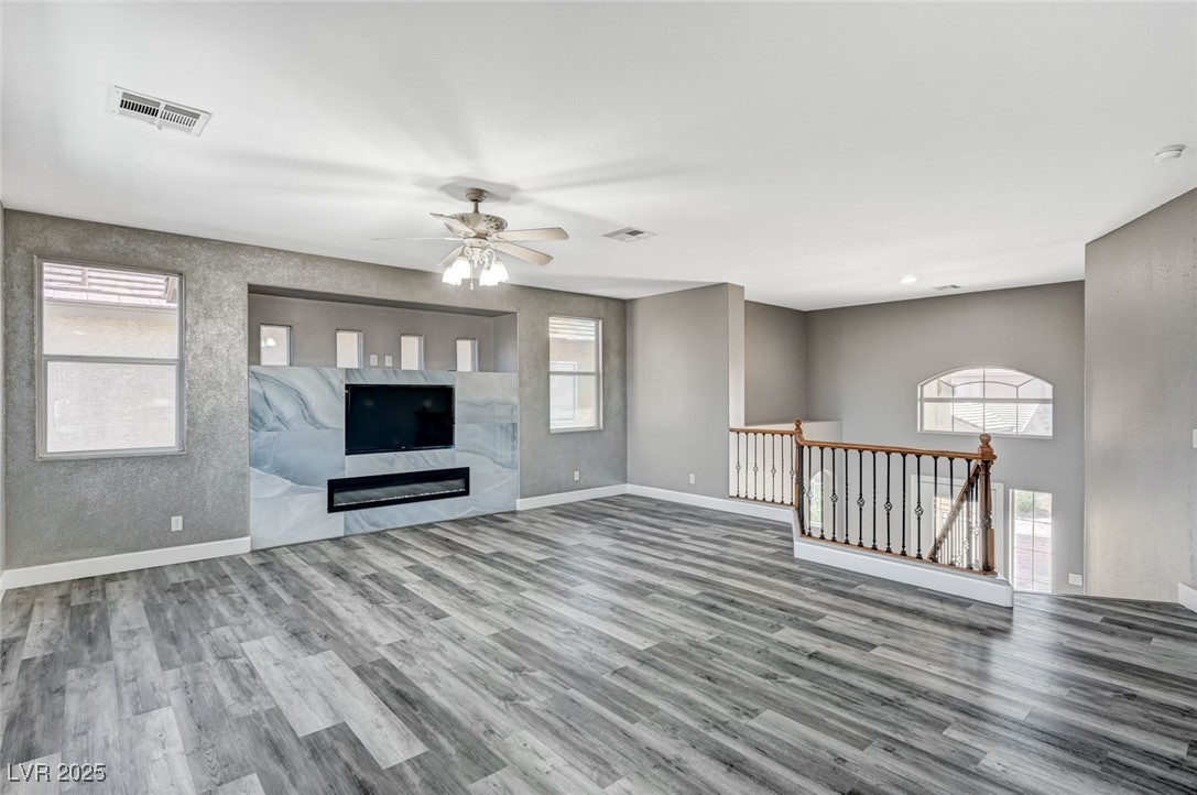 8708 Honey Vine Avenue