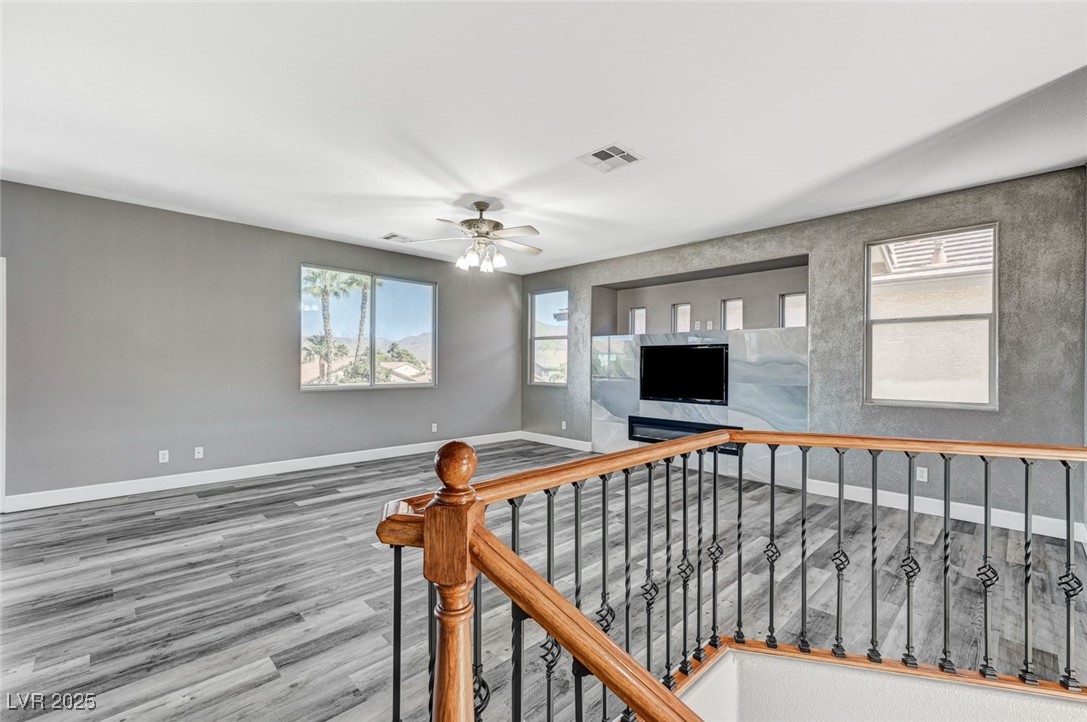 8708 Honey Vine Avenue