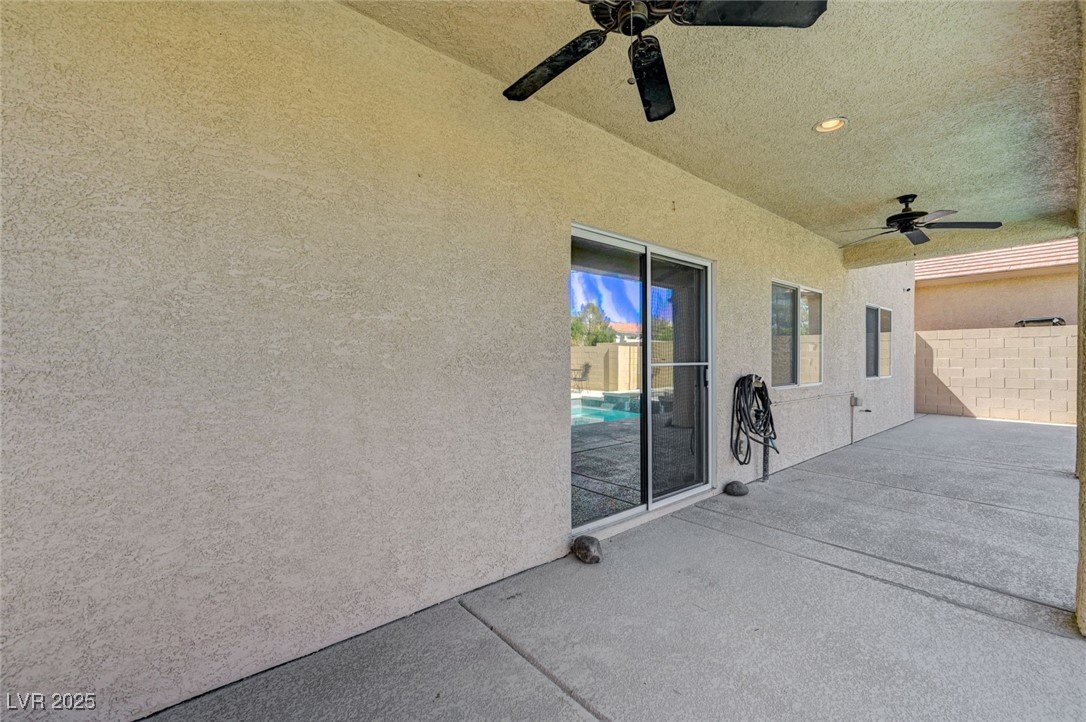 8708 Honey Vine Avenue