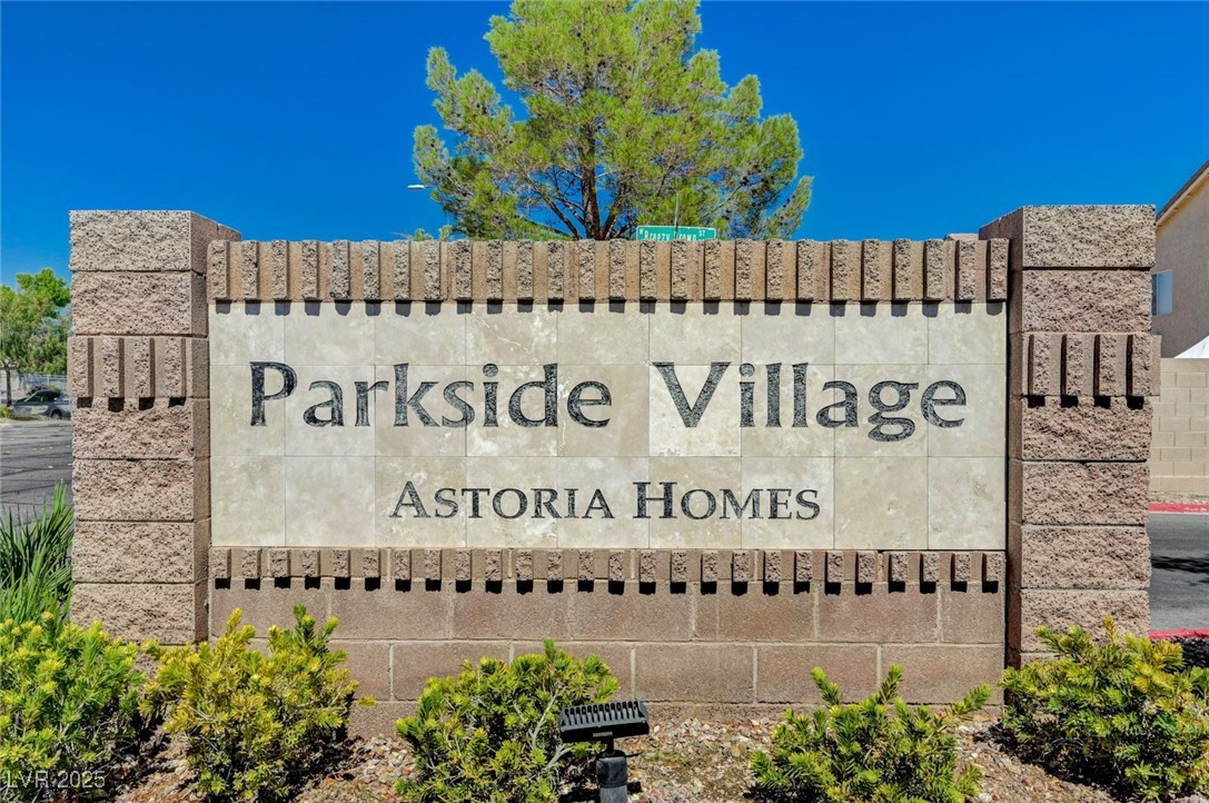 8708 Honey Vine Avenue