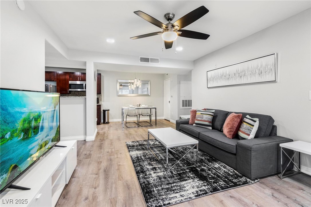 7885 West Flamingo Road 1115