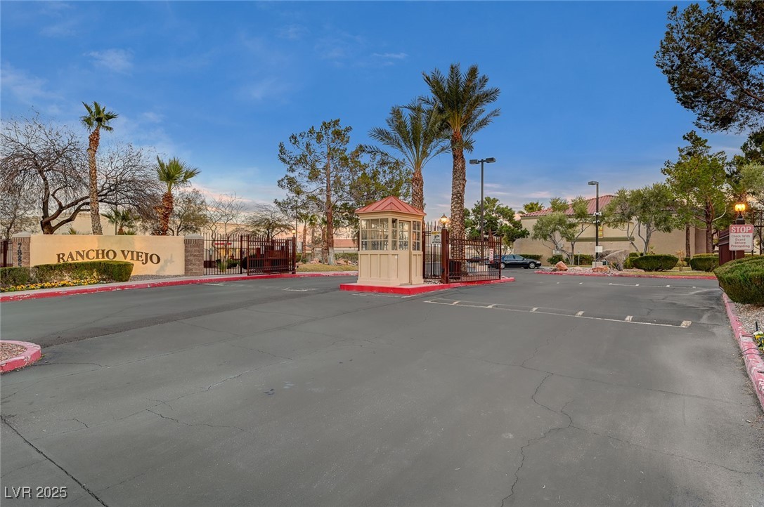 7885 West Flamingo Road 1115