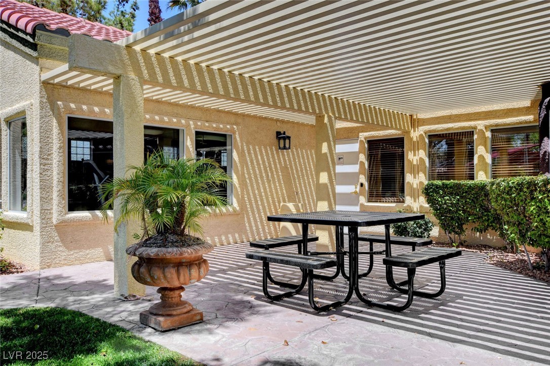 7885 West Flamingo Road 1115