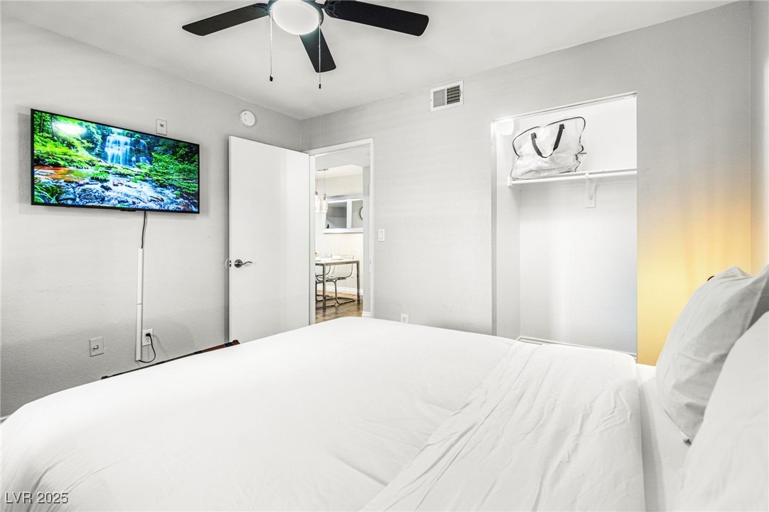 7885 West Flamingo Road 1115