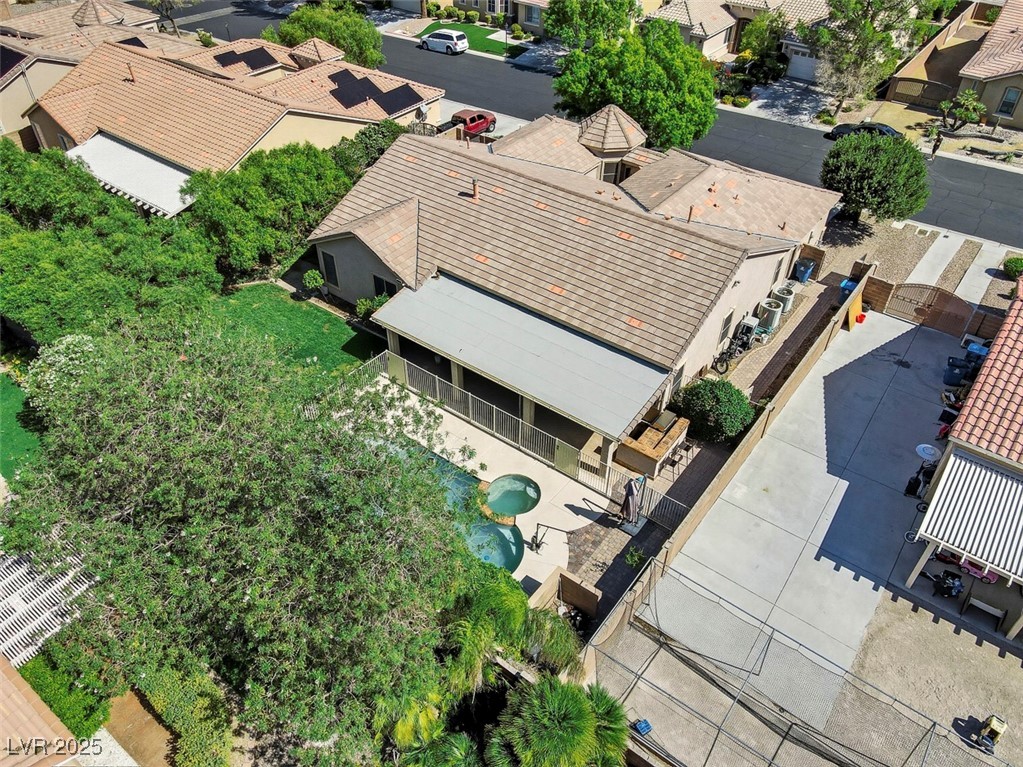 8705 Glistening Pond Street