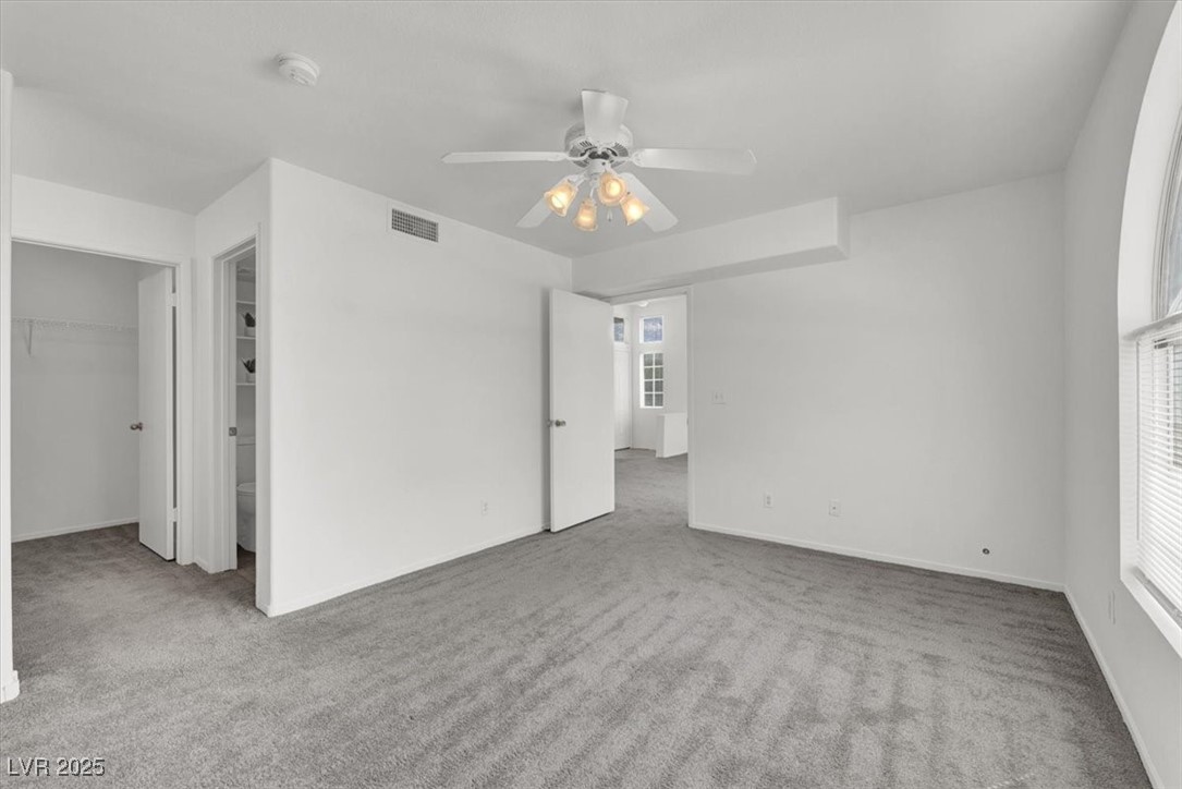 3125 North Buffalo Drive 2102