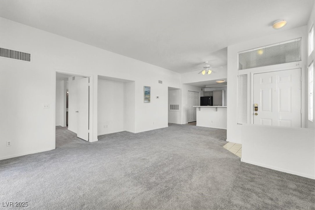 3125 North Buffalo Drive 2102