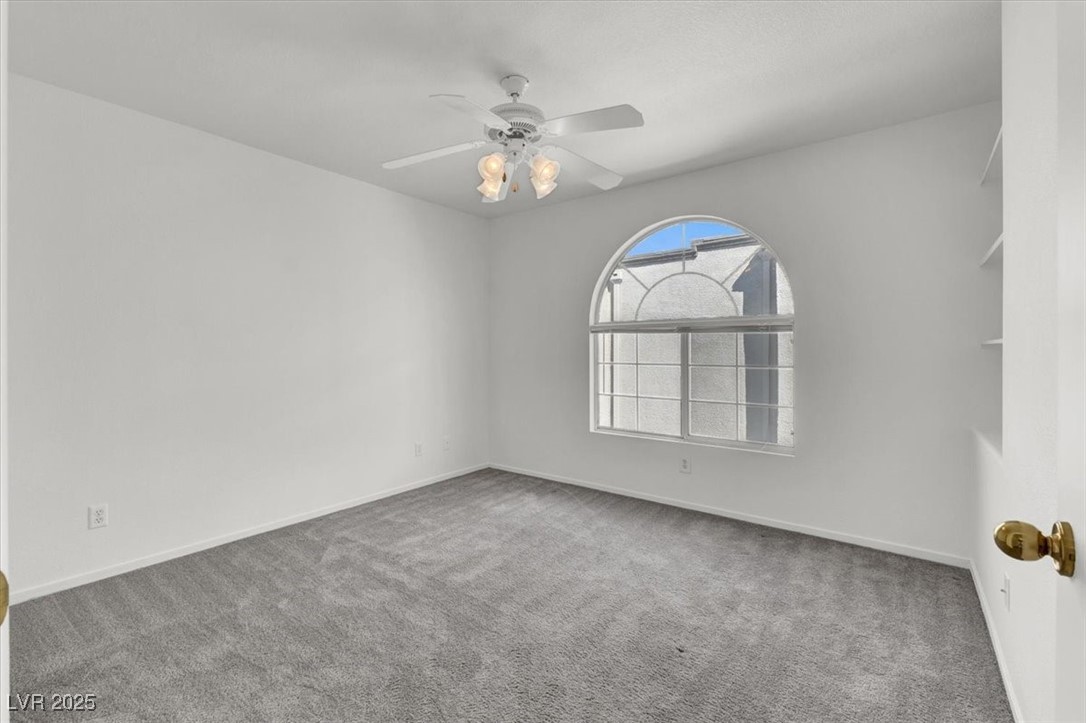 3125 North Buffalo Drive 2102