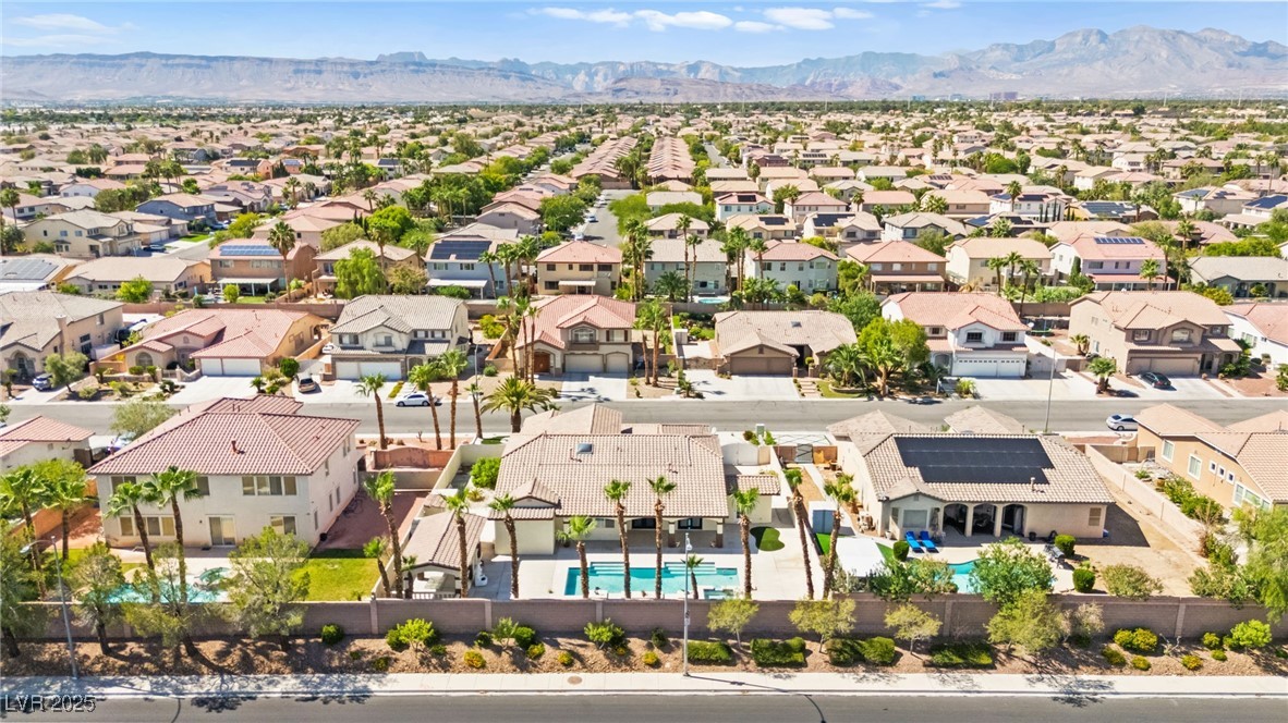 3064 Azure Bay Street