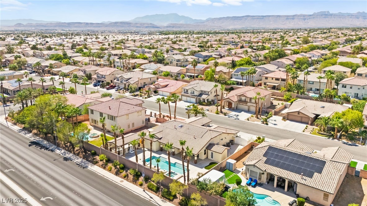 3064 Azure Bay Street