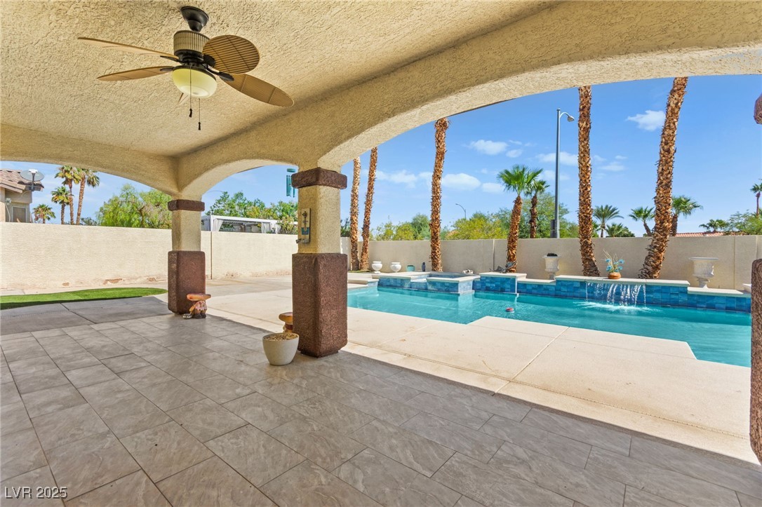 3064 Azure Bay Street