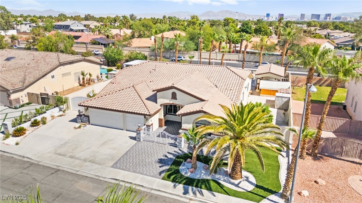 3064 Azure Bay Street