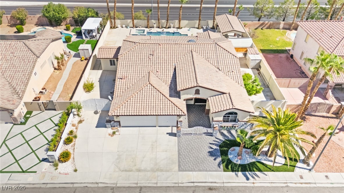 3064 Azure Bay Street