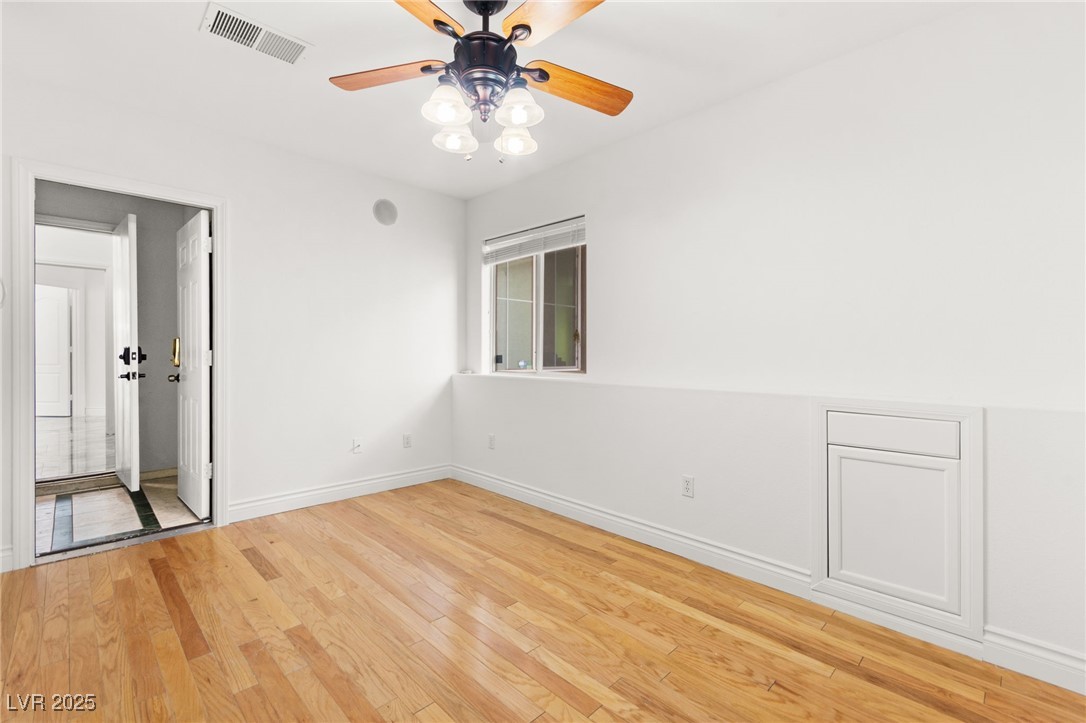 3064 Azure Bay Street