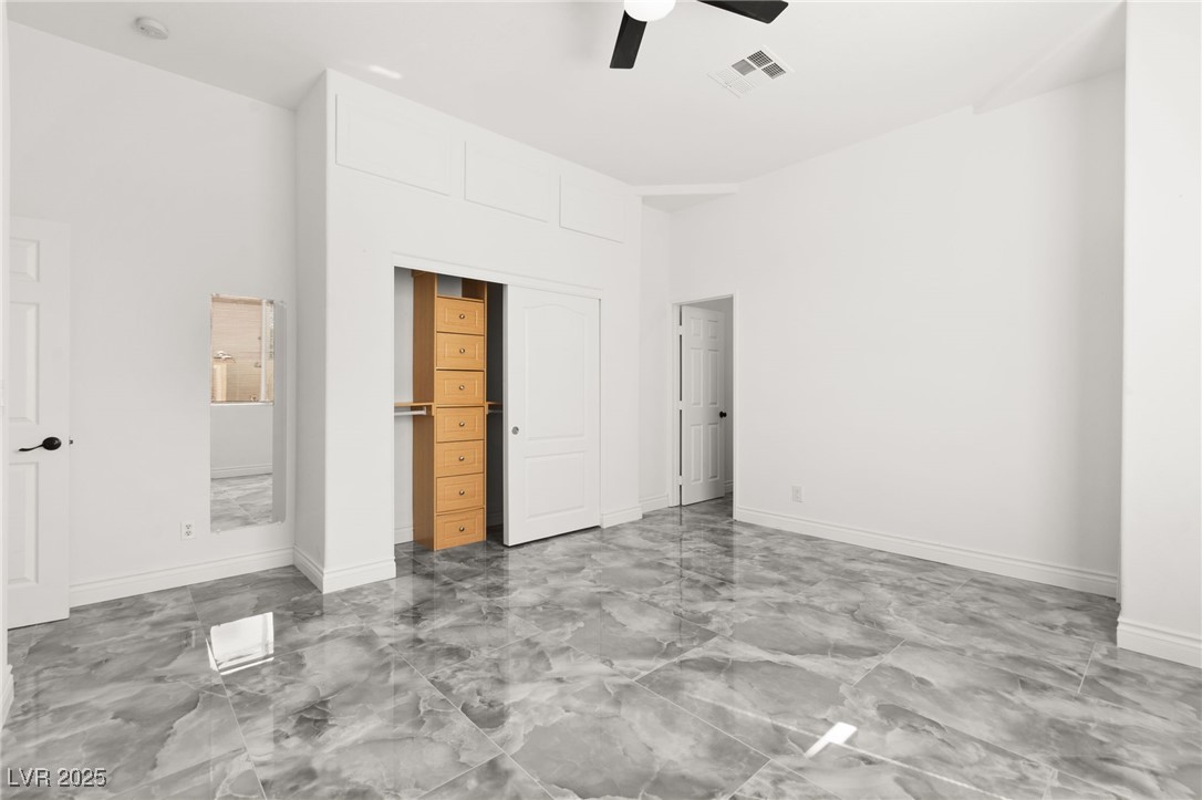 3064 Azure Bay Street