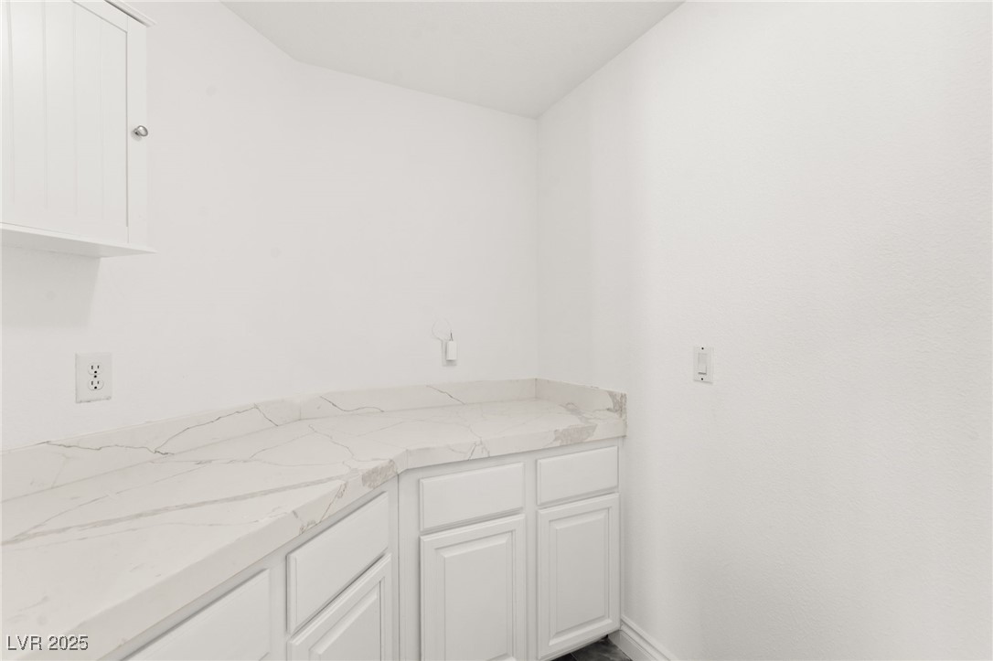 3064 Azure Bay Street