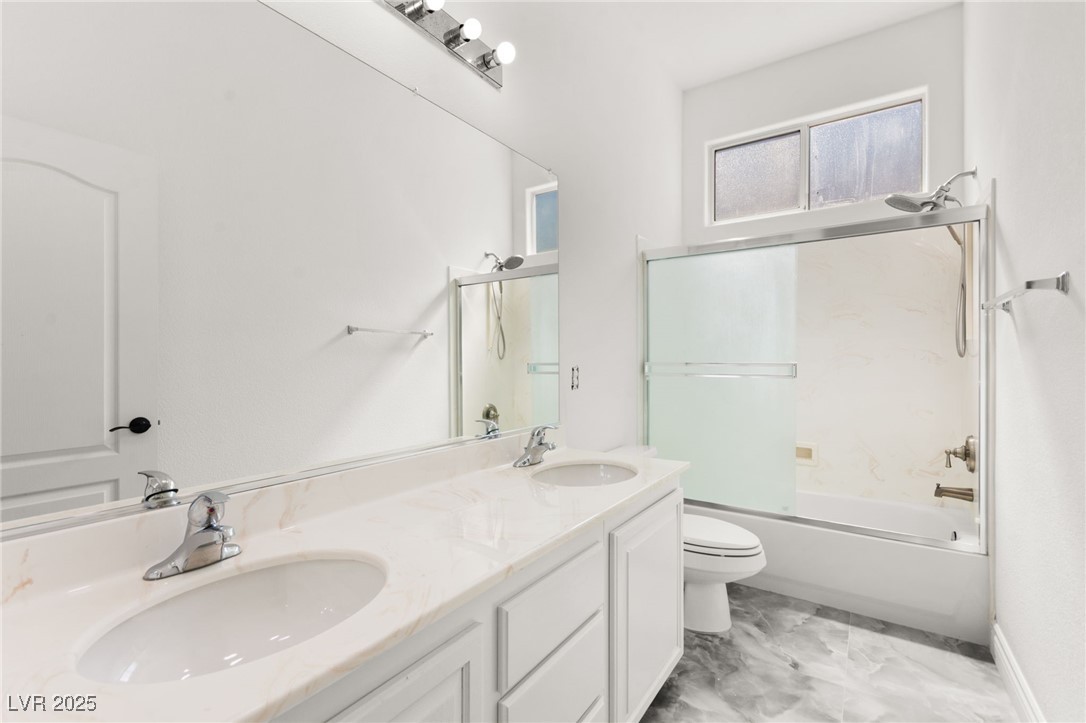 3064 Azure Bay Street