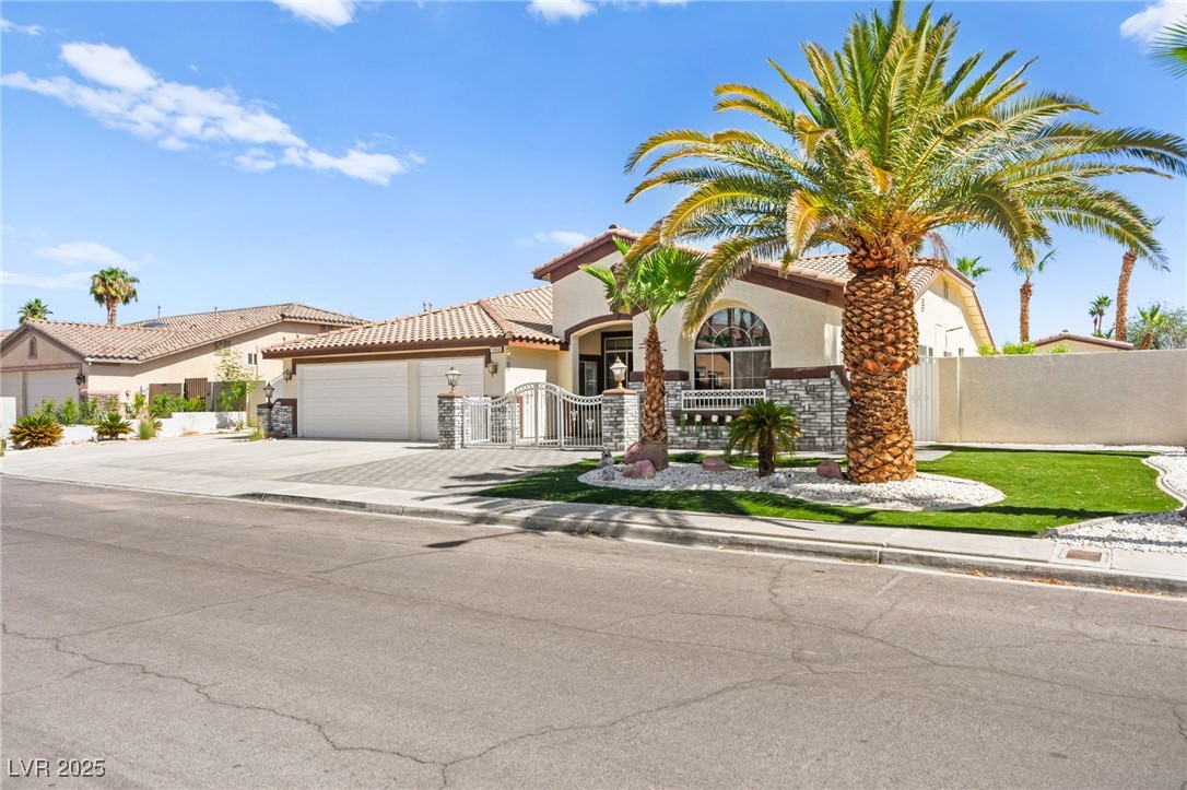 3064 Azure Bay Street