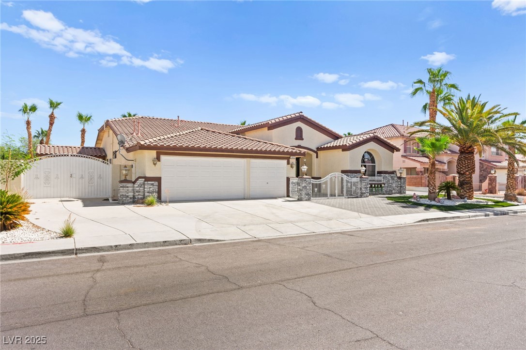 3064 Azure Bay Street