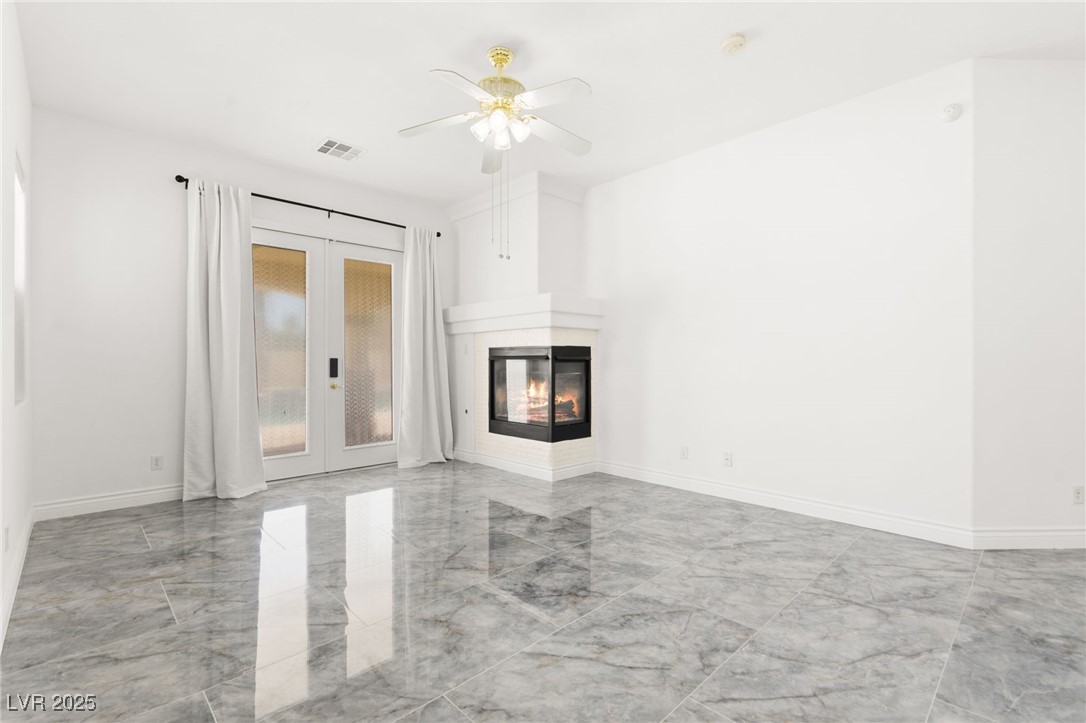 3064 Azure Bay Street