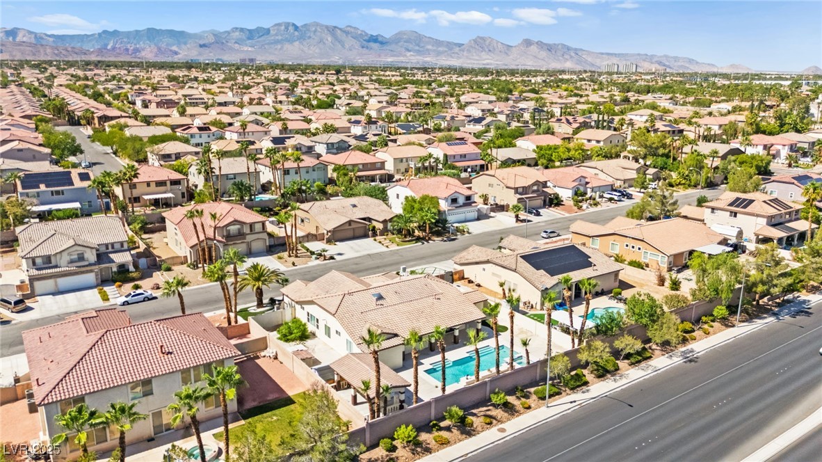 3064 Azure Bay Street