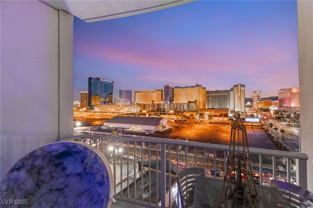 211 East Flamingo Road 803