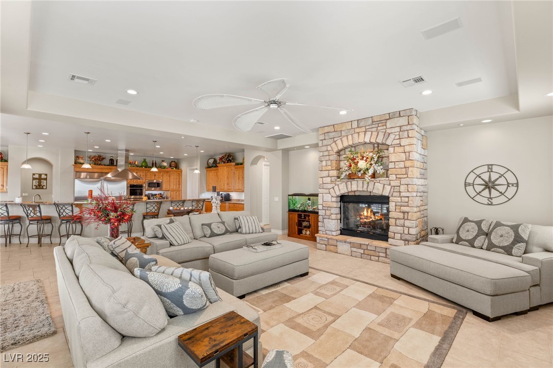 1383 Opal Valley Street