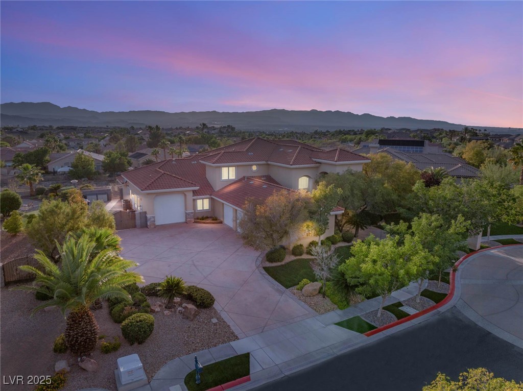 1383 Opal Valley Street