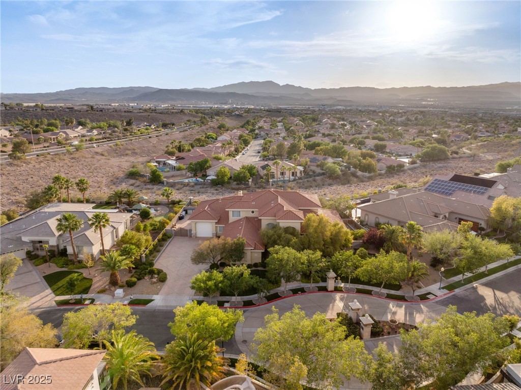 1383 Opal Valley Street