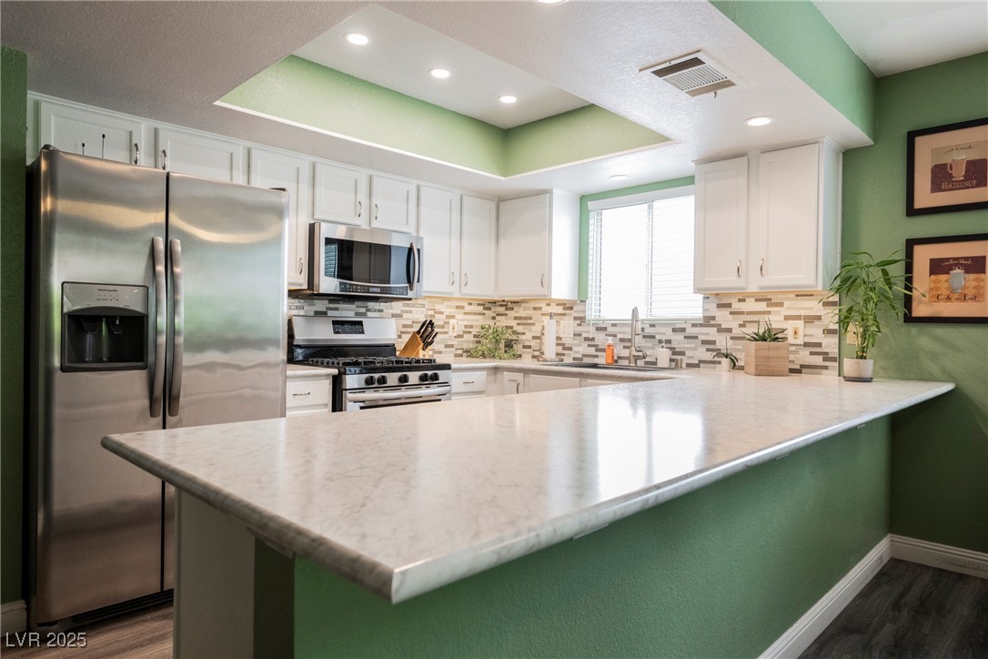 1221 Lucia Drive