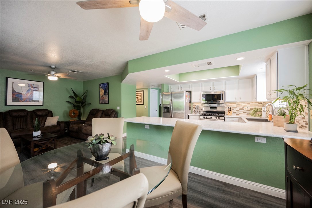 1221 Lucia Drive